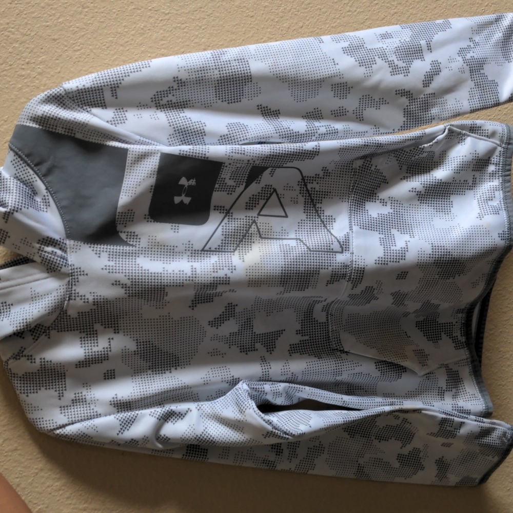 Under Armour hoodie